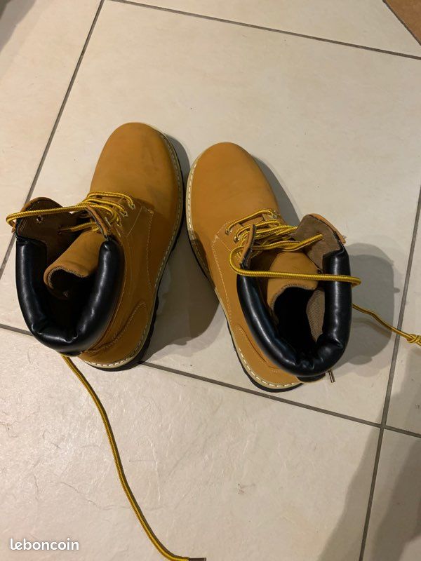 Chaussures à vendre (image 1)