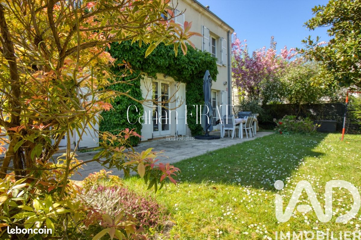 Maison 7 pièces 184 m² · à Montlignon · 184 m² · 695 000 €
