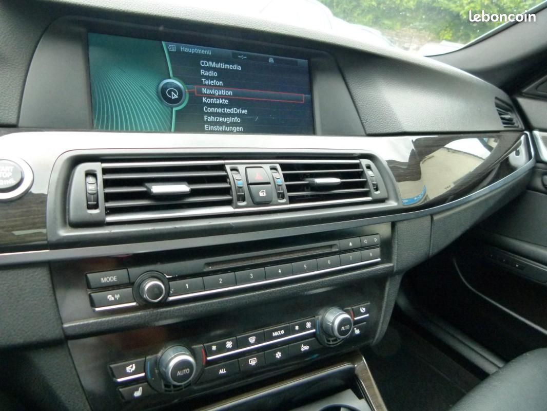 BMW 535 i 306ch - BVA TOIT OUVRANT HUD CAMÉRA DE RECUL INTERIEUR CUIR (image 20)