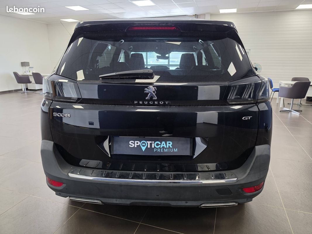 PEUGEOT 5008 PureTech 130ch S&S EAT8 GT (image 6)