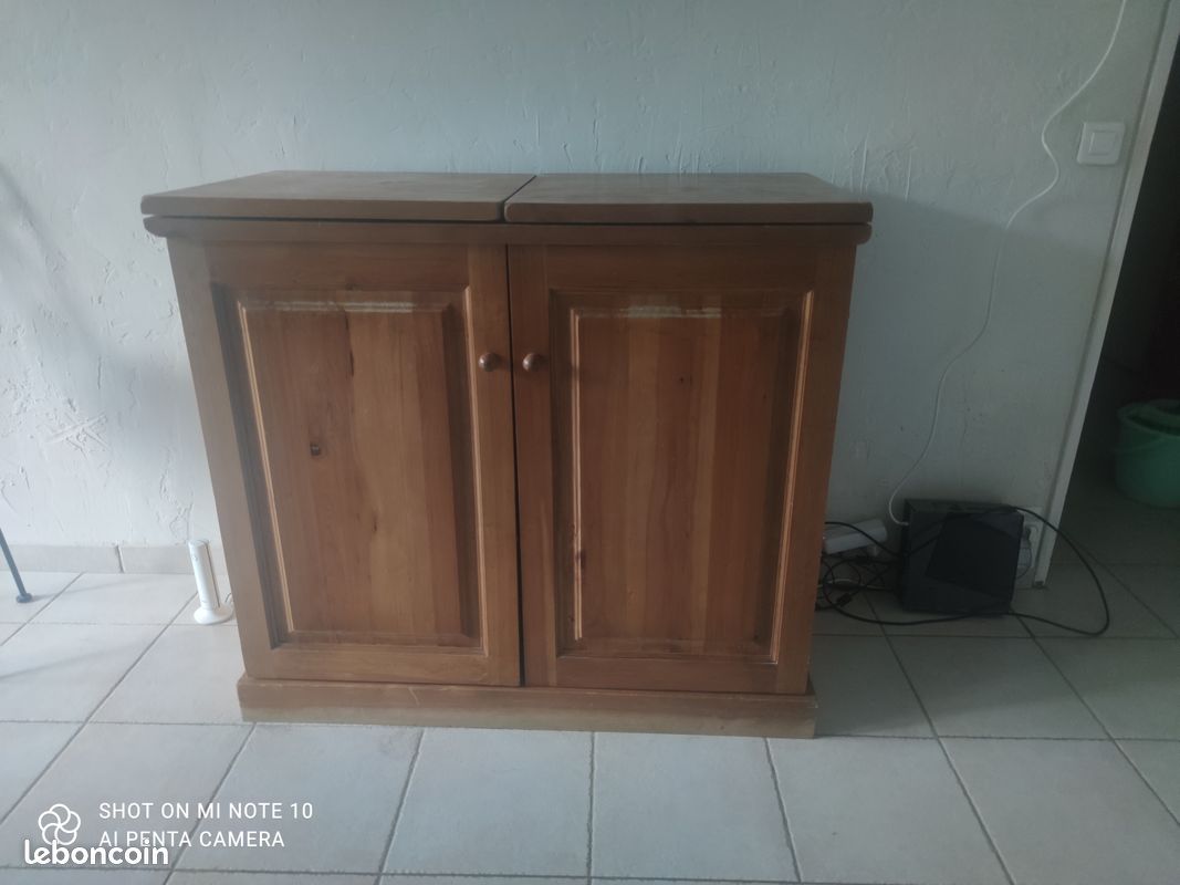 Bar (image 1)
