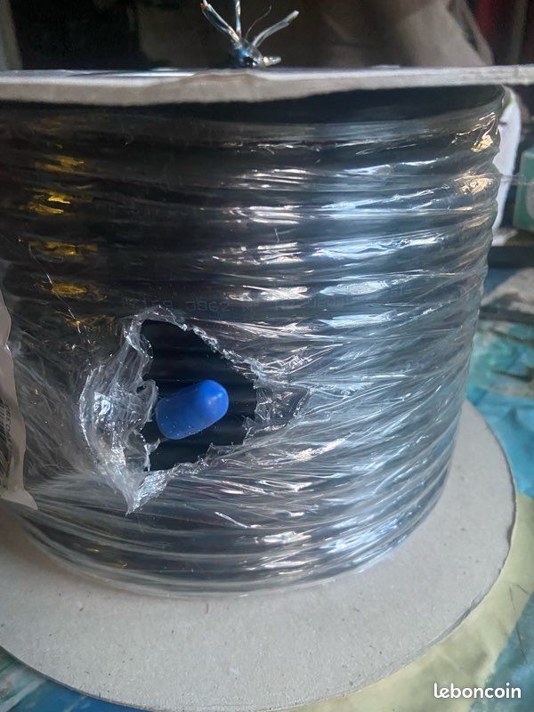 Câble Ethernet Cat 6A extérieur / enterrable – 50m (neuf) (image 3)