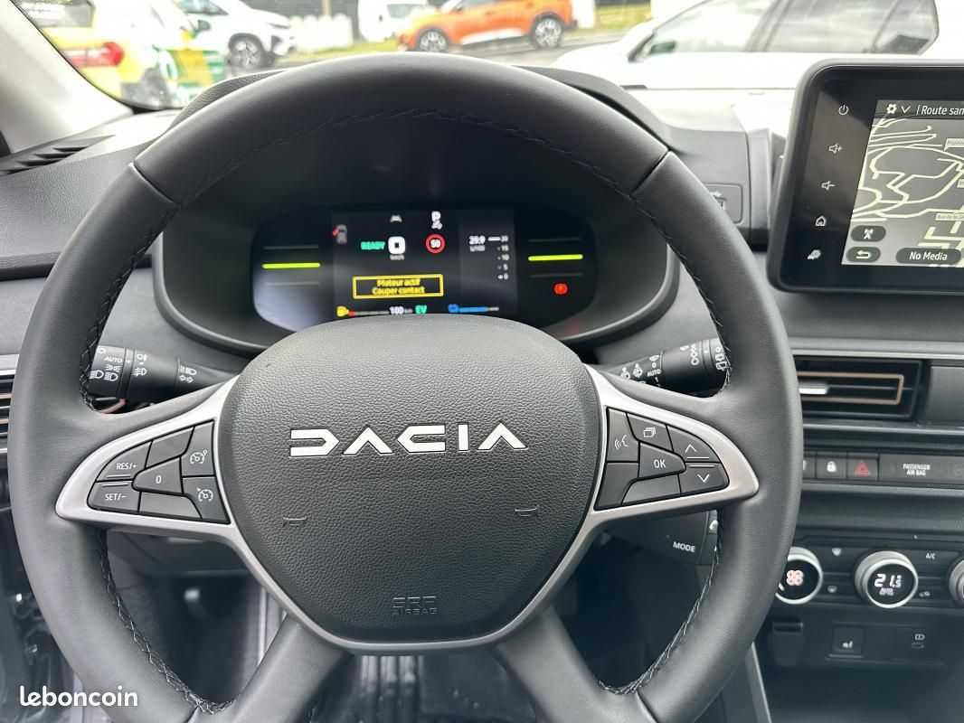 Dacia Jogger1.6 hybrid 140ch Extreme 5 places NOIR (image 14)