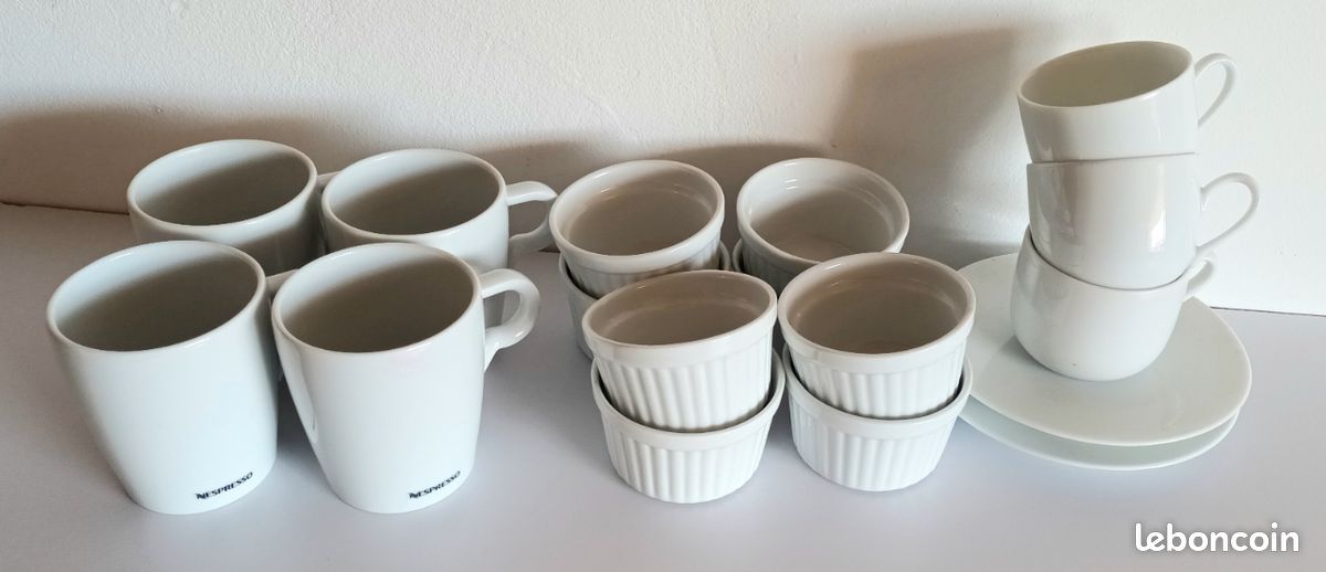 Lot de porcelaine blanche (image 1)