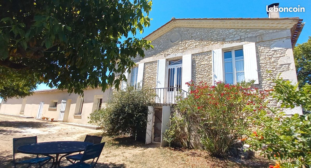 Maison 8 pièces 225 m² · à Bégadan · 225 m² · 318 000 €