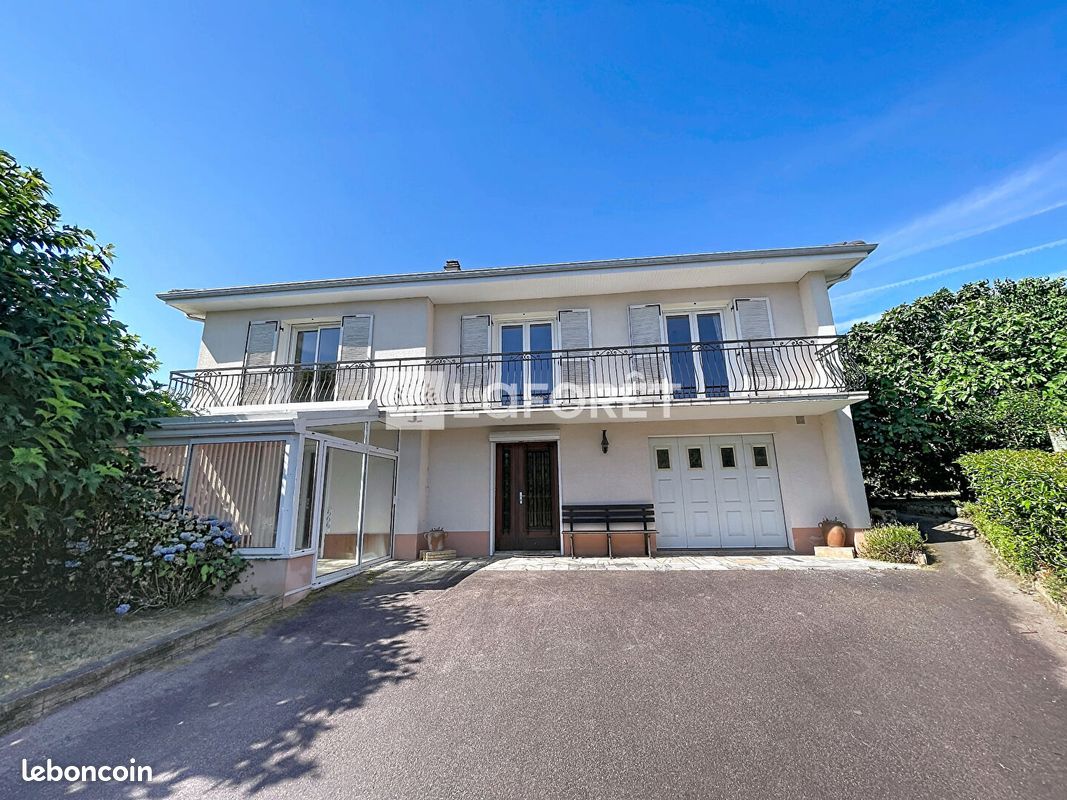 Maison 6 pièces 149 m² · à Limoges · 149 m² · 220 000 €