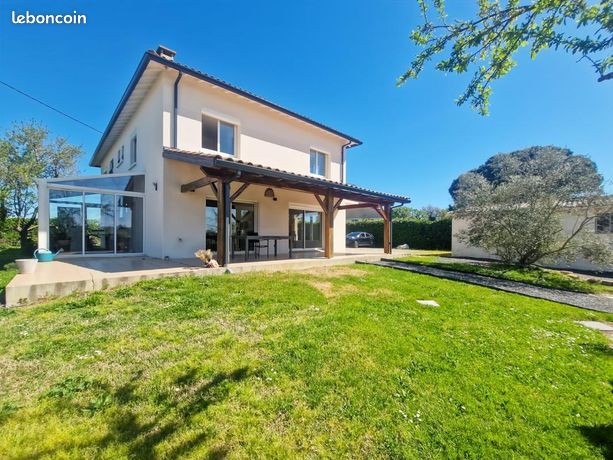 Maison 6 pièces 218 m²