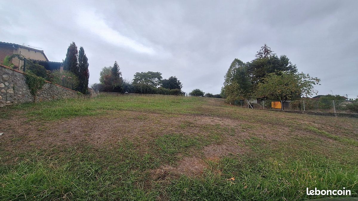 Terrain 920 m² · à Mane · 920 m² · 21 500 €
