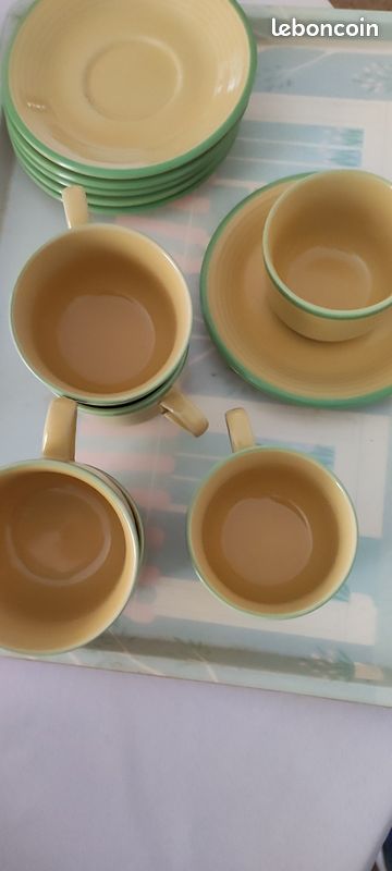 Lot tasse et soucoupe (image 2)