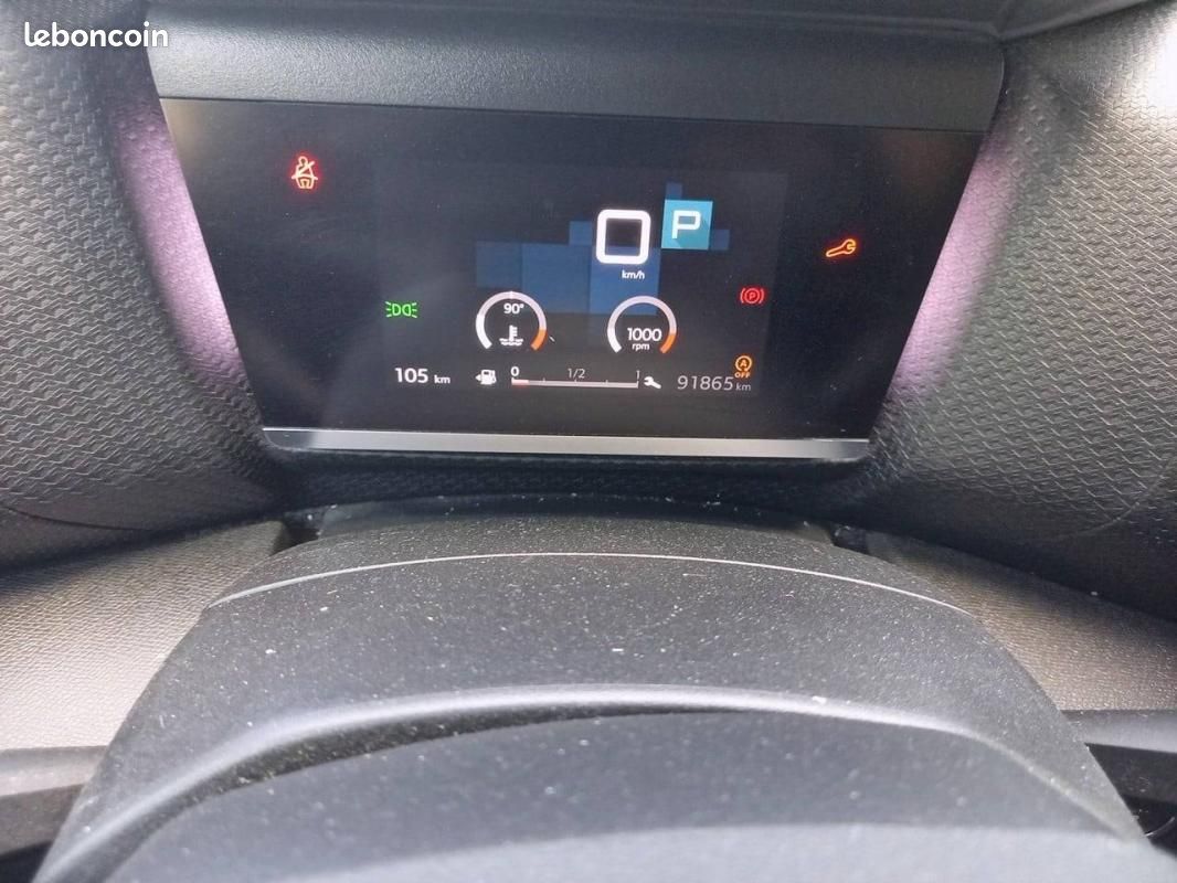 Citroën C4 BlueHDi 130 S&S EAT8 - Feel Pack (image 10)