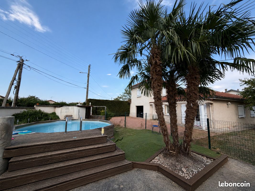 Maison 6 pièces 150 m² · à Saint-Léger-sur-Roanne · 150 m² · 269 000 €