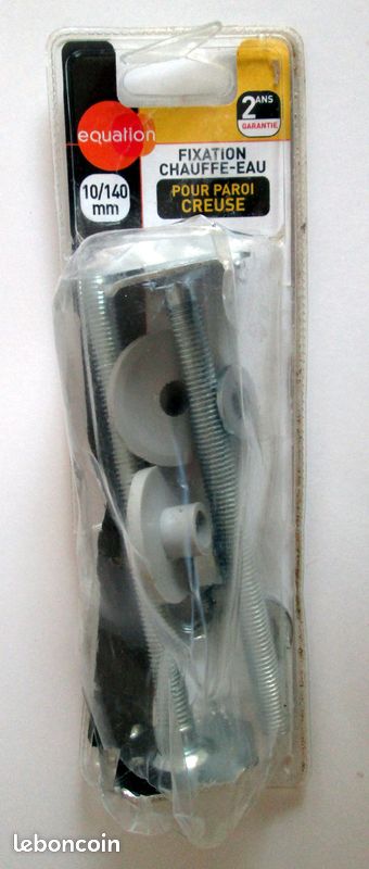 Fixation chauffe-eau pour paroi creuse neuf (image 1)