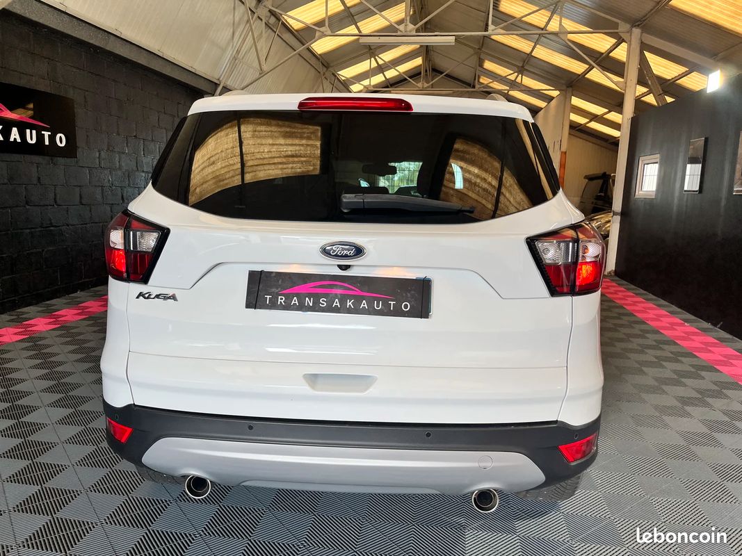 Ford KUGA Business Nav (image 4)