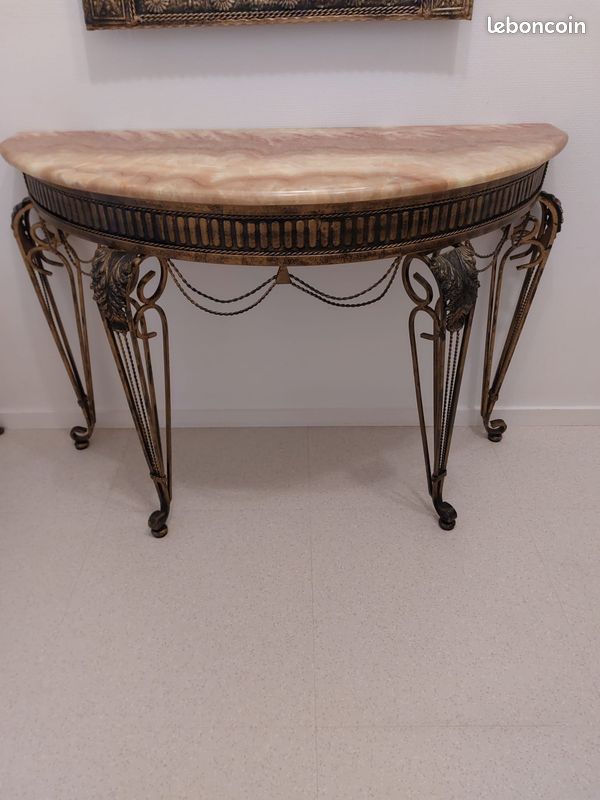 Console (image 2)