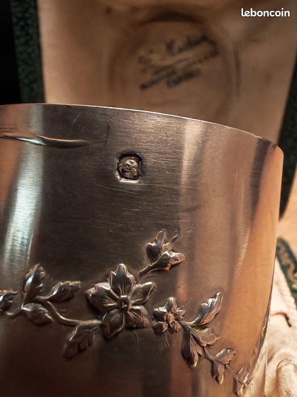 RAVINET D'ENFERT (Hermès) coffret rond de serviette floral en argent massif minerve (image 4)