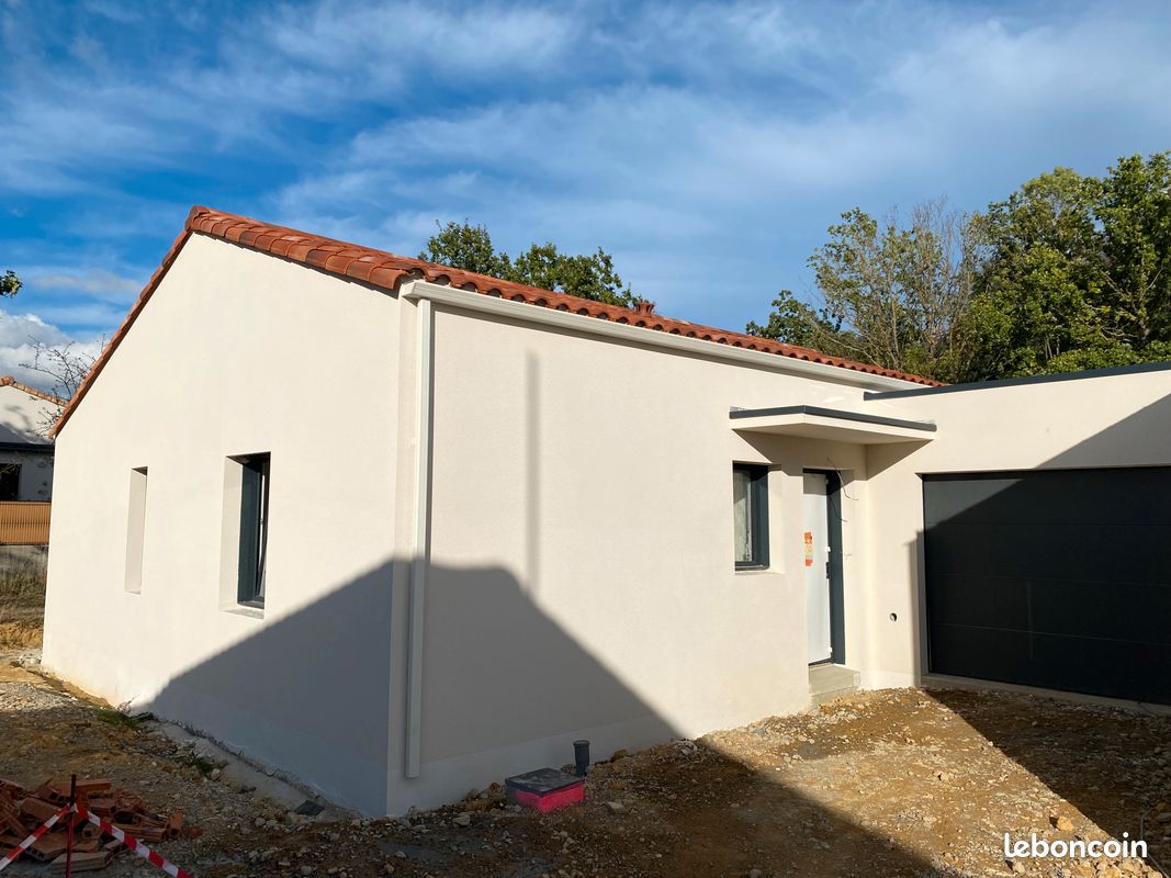 Maison 5 pièces 89 m² · à Mouchamps · 89 m² · 950 €/mois