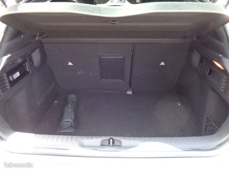 Ds DS 4 CROSSBACK BLUEHDI 120 BE CHIC S&S EAT6 (image 7)