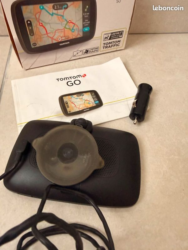 GPS TomTom GO 50 Europe complet – Boîte + support + chargeur (image 4)
