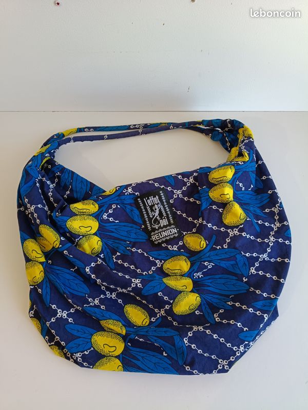 Sac à main A Sac fourre tout hobo bohème en wax l'effet péi 3,5 - Accessoires & Bagagerie