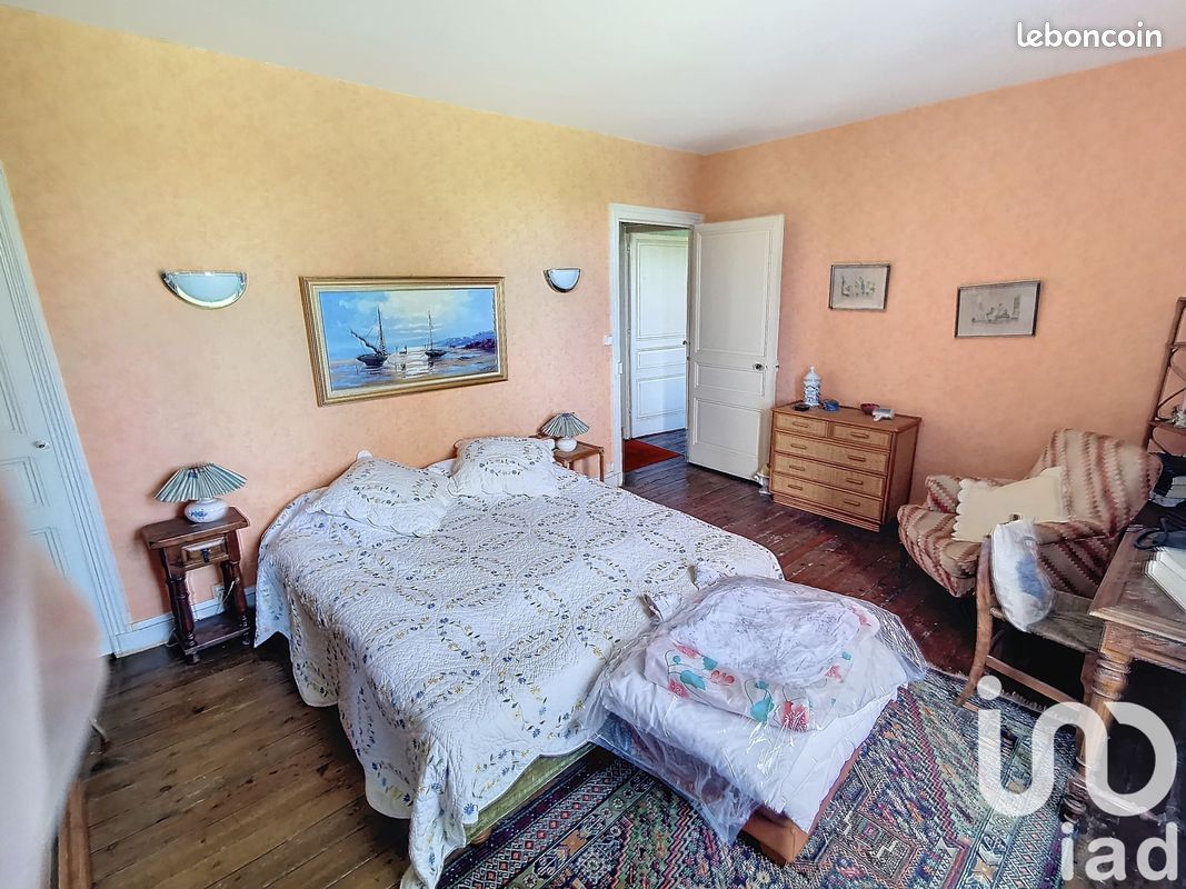 Maison de village 5 pièces 133 m² - Chazelles 16380 (image principale 7)