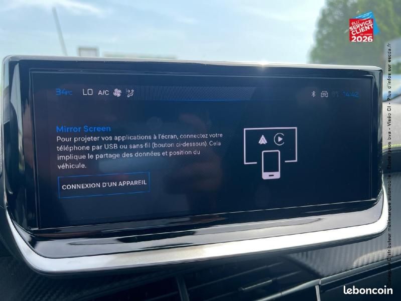 Peugeot 2008 e-2008 156ch 54 kWh GT (image 28)