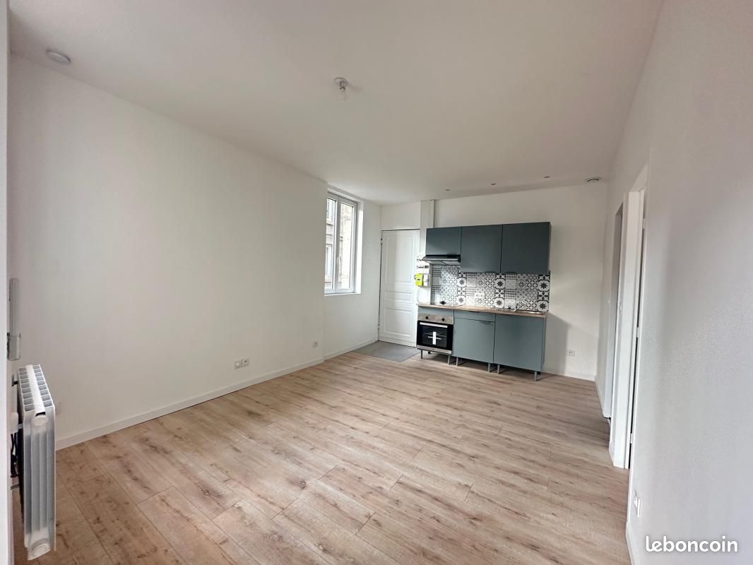Appartement 2 pièces 30 m² · à Saint-Étienne · 30 m² · 460 €