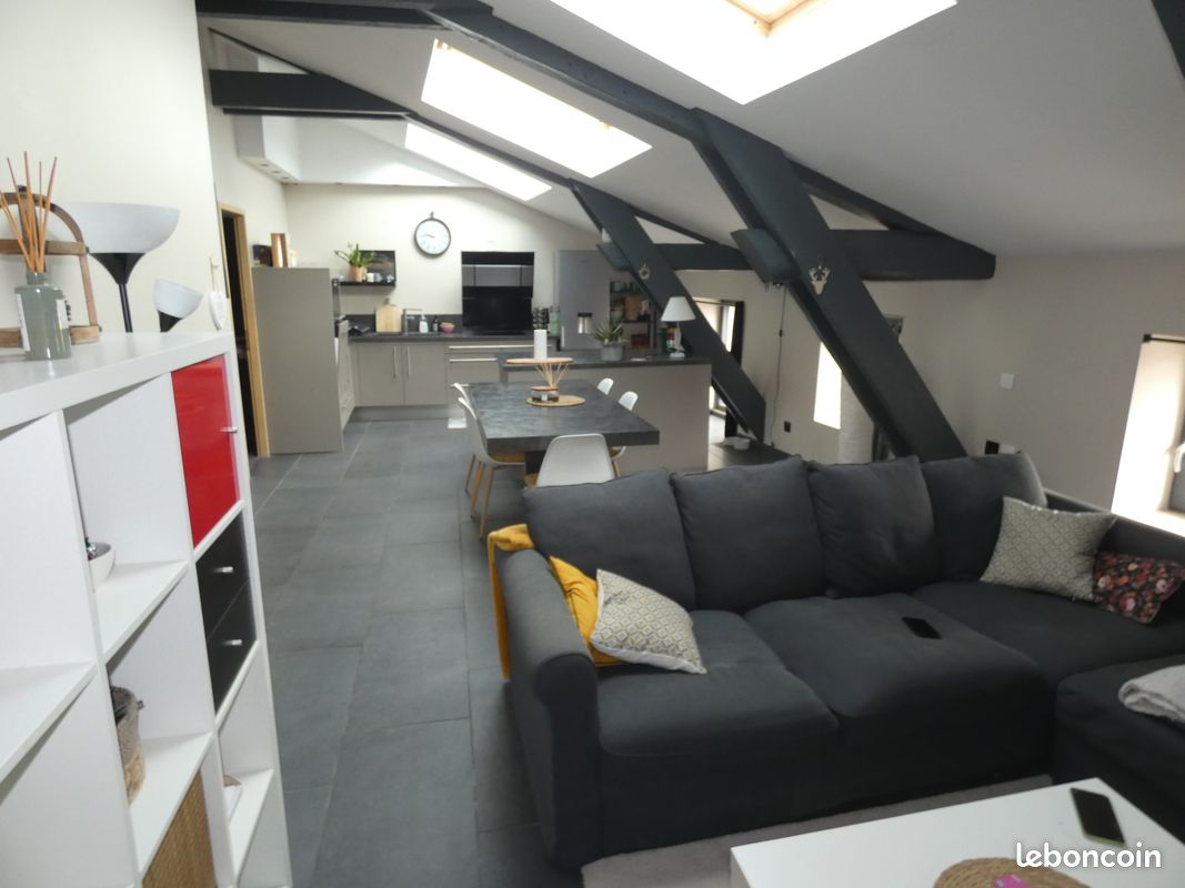 Appartement 3 pièces 79 m² · à Sainte-Sigolène · 79 m² · 115 000 €