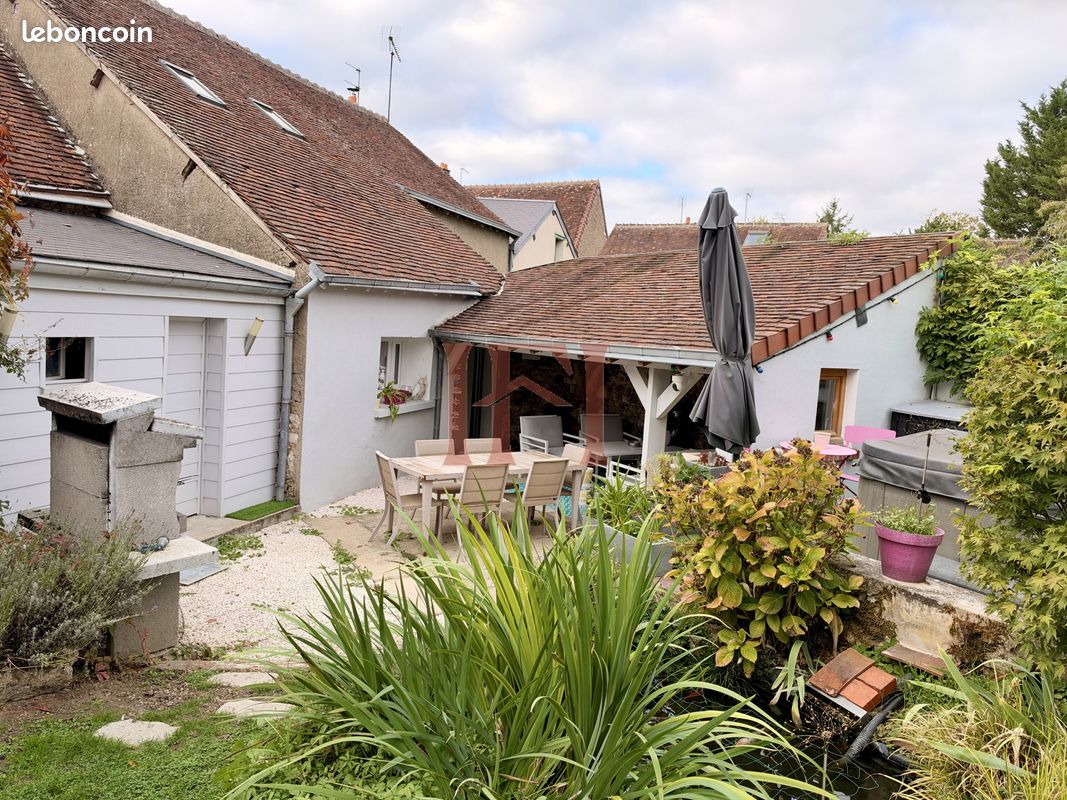 Maison 5 pièces 111 m² · à Cloyes-les-Trois-Rivières · 111 m² · 176 000 €