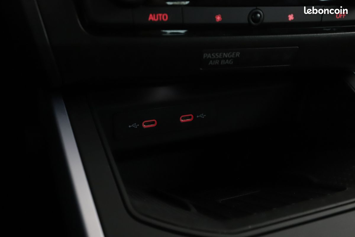 Seat Arona 1.0 EcoTSI FR DSG7 110 ch (image 27)