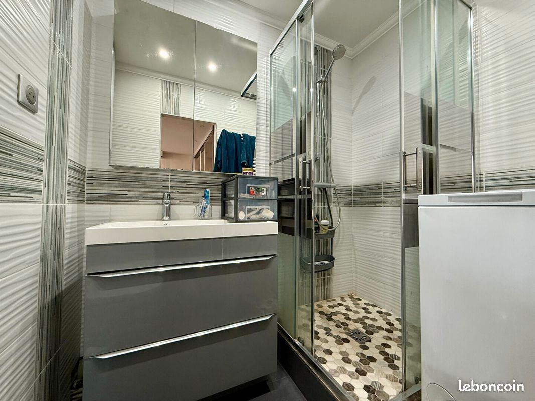 Studio 1 pièce 29 m² (image 3)