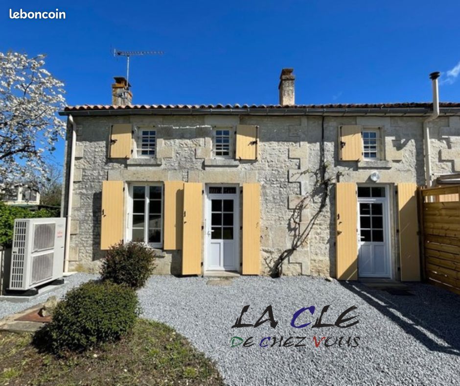 Maison 5 pièces 87 m² · à Benet · 87 m² · 670 €