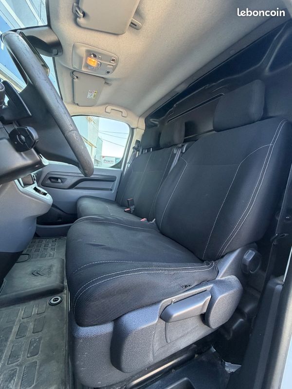 Citroën Jumpy 2.0 BlueHDi L2 177 cv/ Boîte auto/ Caméra de recul / Apple CarPlay / Régulateur de vitesse / Climatisation (image 19)