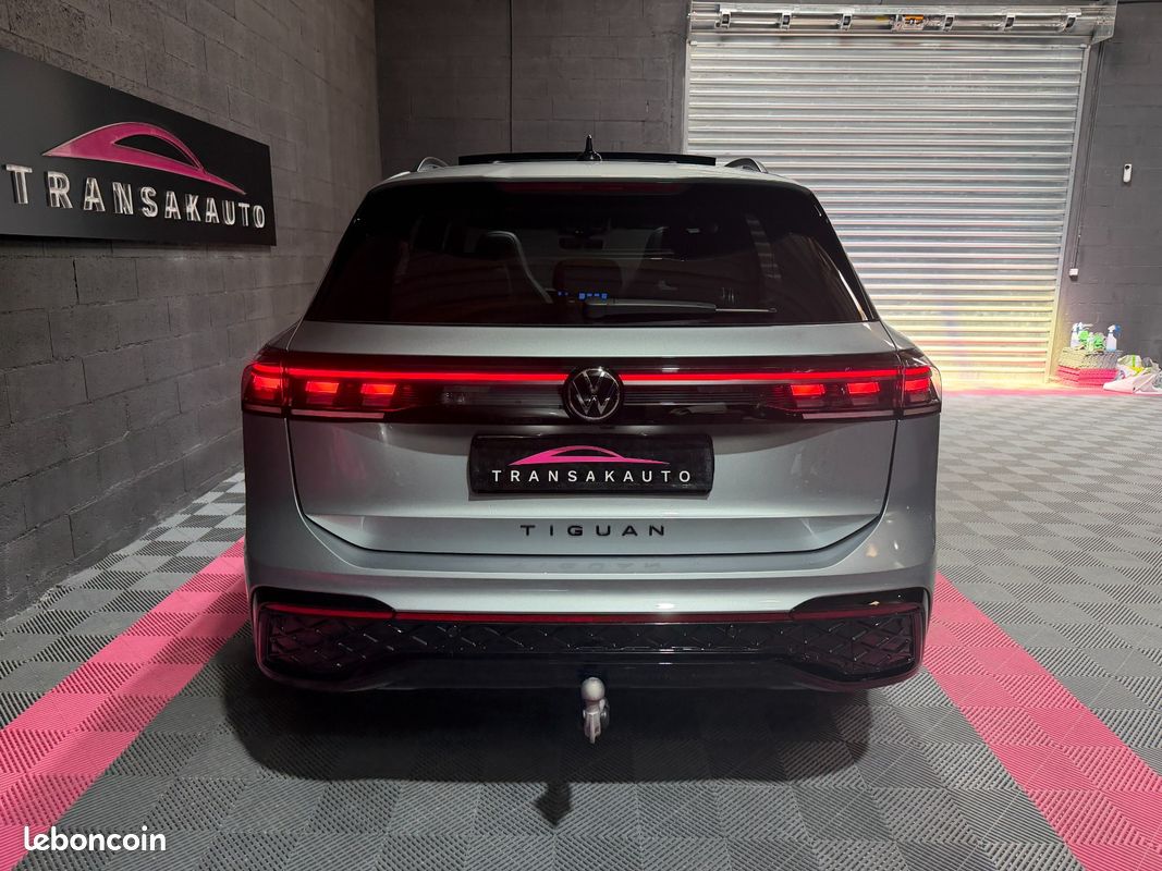 VOLKSWAGEN TIGUAN 1.5 eTSI 150ch DSG7 R-Line - Toit ouvrant / Harman Kardon / Camera 360 / Attelage (image 5)