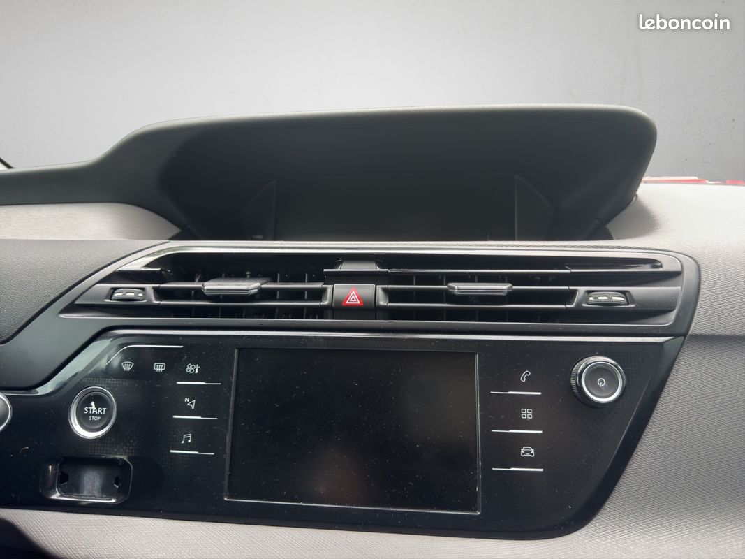 CITROEN GRAND C4 PICASSO PureTech 130 SS Feel (image 16)