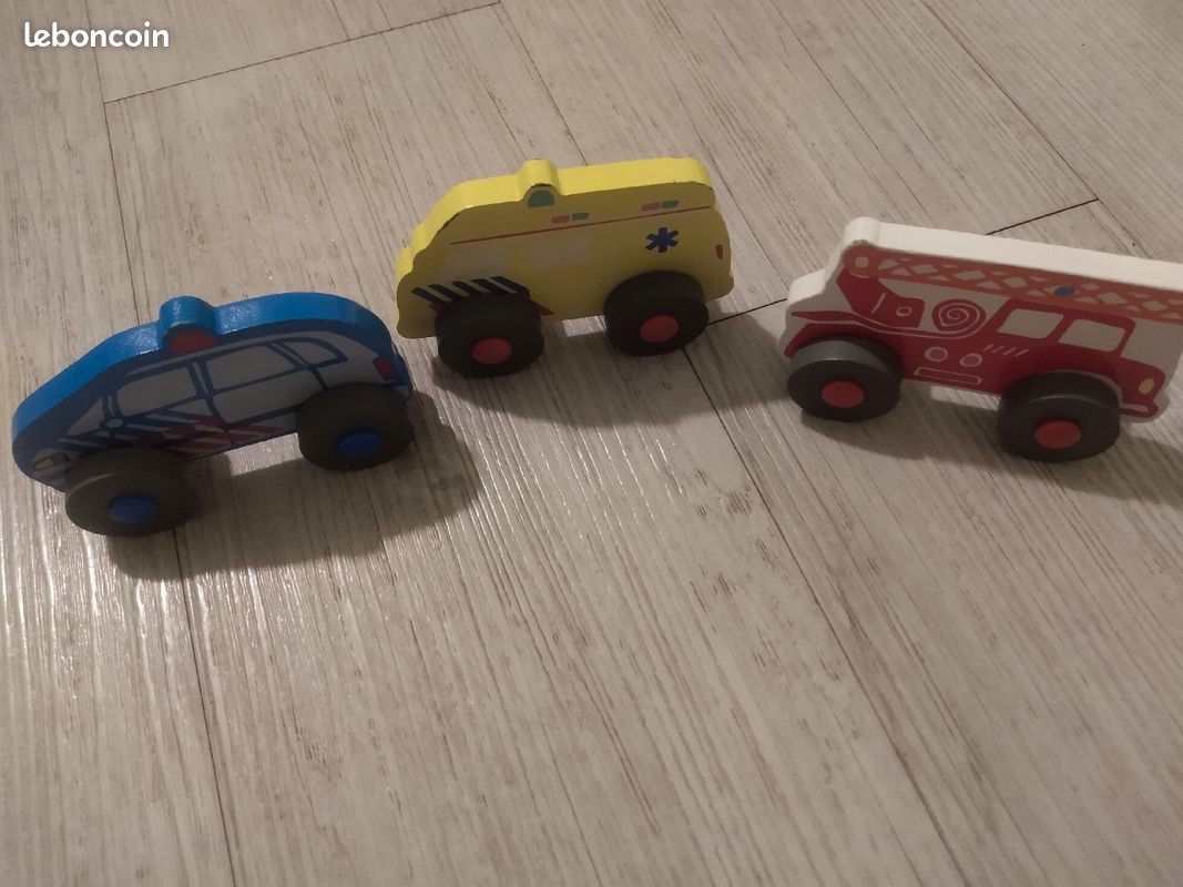 Petites voitures (image 1)
