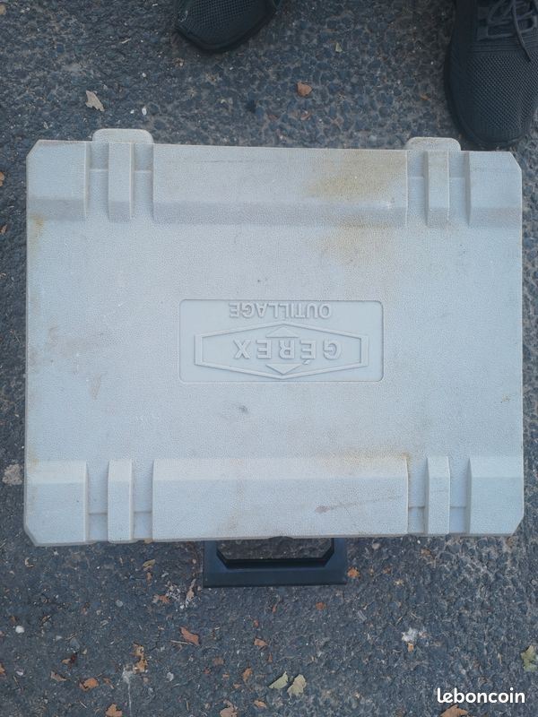 Perforateur (image 1)