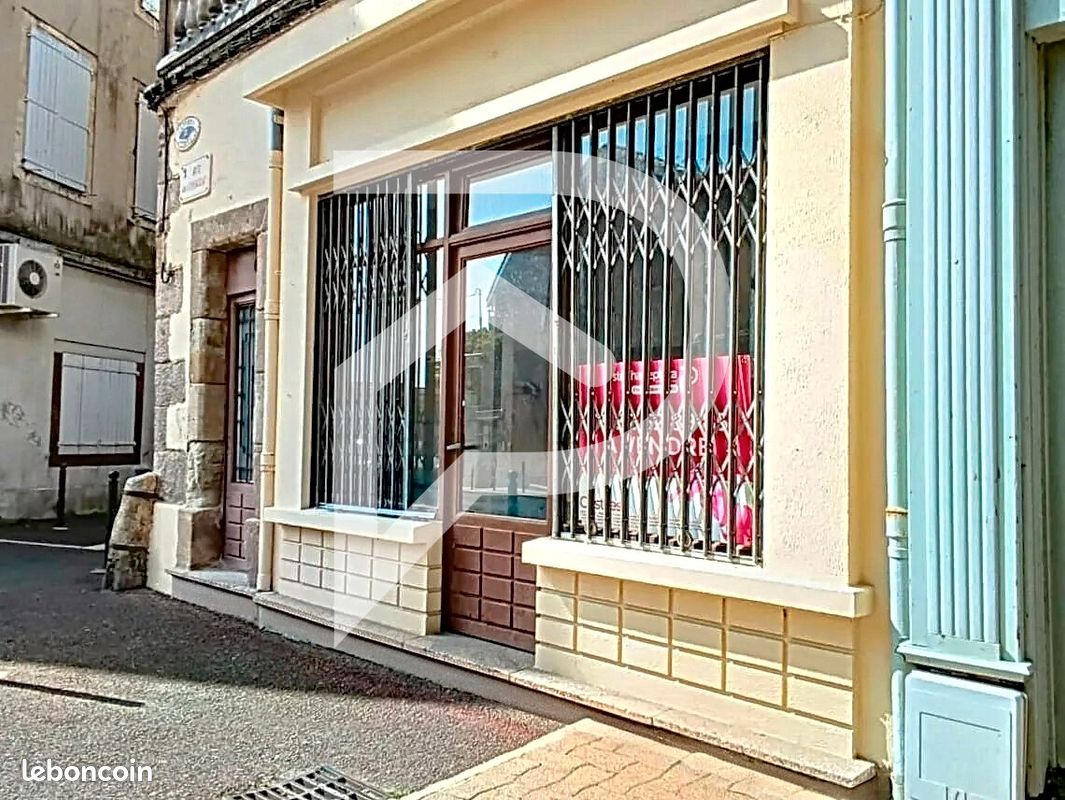 Local commercial 23 m² CASTRES (image 1)