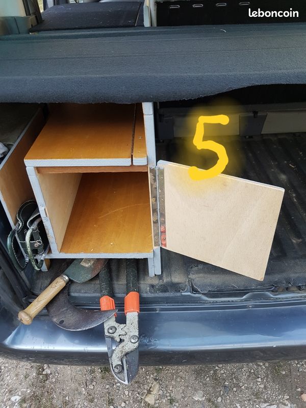 Equipement du chasseur: " Coffre a fusils et accessoires pour Berlingo Multispace (image 5)