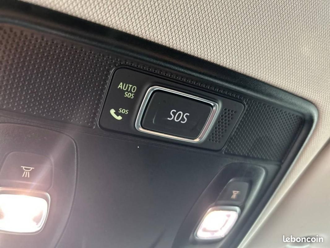 Renault Captur E-Tech Plug-in 160 - 21 Initiale Paris (image 25)