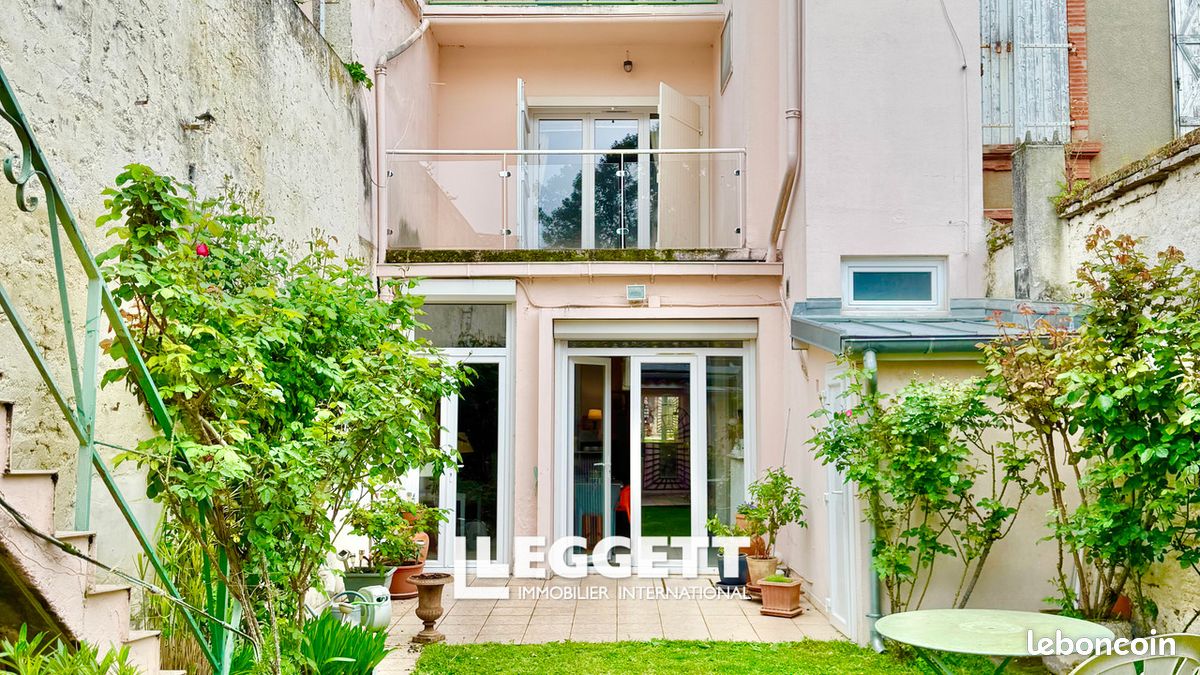 Maison 7 pièces 214 m² · à Castelsarrasin · 214 m² · 189 500 €
