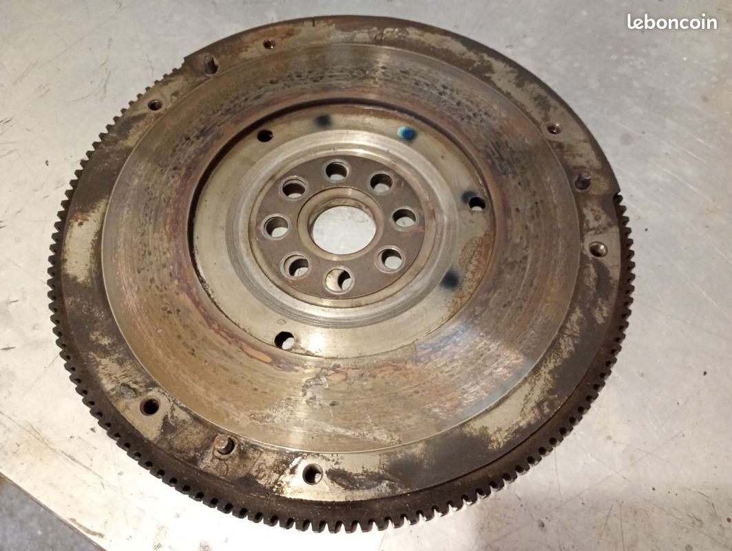 Volant moteur Alfa Romeo 2.0 V6 et 3.0 V6 12 S (image 3)