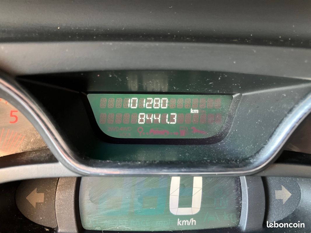 RENAULT CAPTUR BUSINESS dCi 90 Energy eco² Business E6 (image 10)