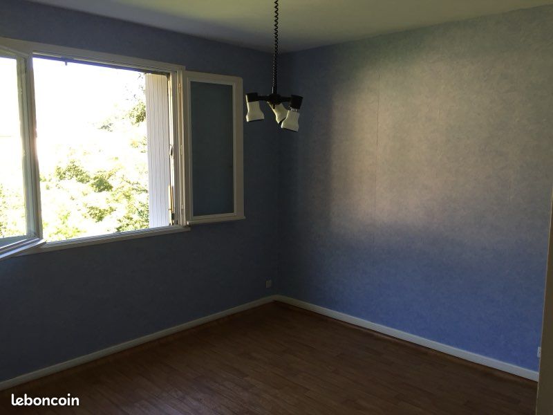 Appartement 4 pièces 75 m² · à Saint-Sauveur-de-Montagut · 75 m² · 630 €/mois