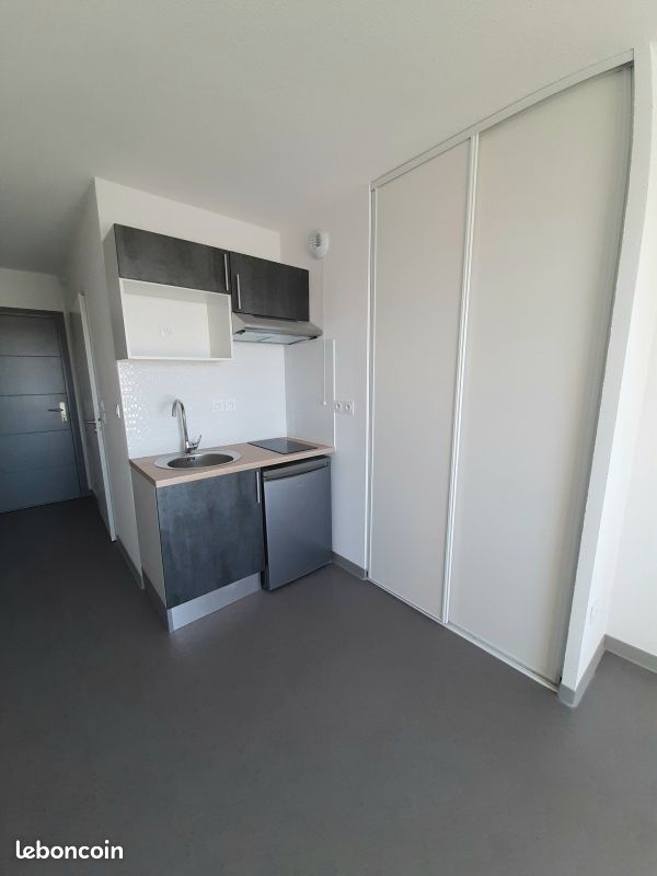 Studio 1 pièce 18 m² (image 1)