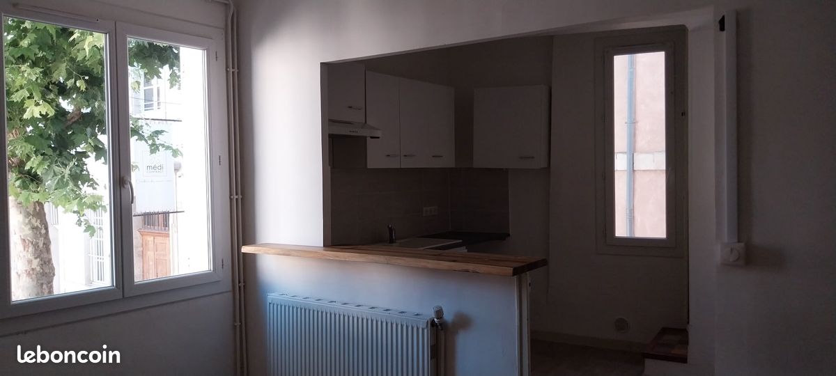 Appartement 10 pièces 220 m² · à Apt · 220 m² · 18 900 €