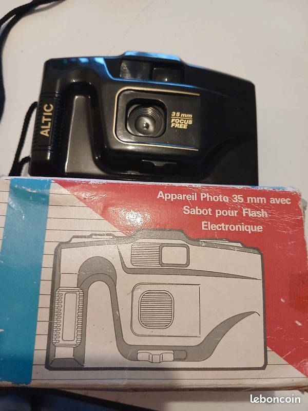 Appareil photo Altic (image 1)