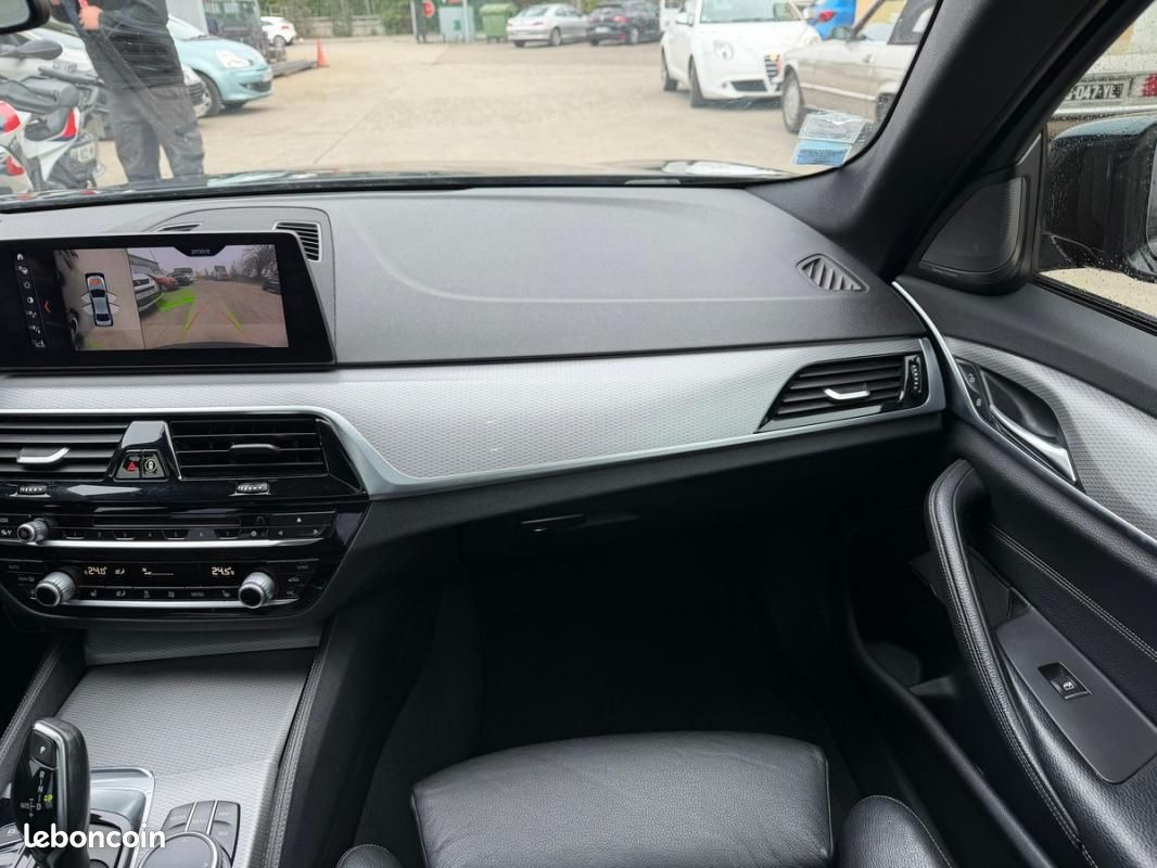 BMW Série 5 G30 520D xDrive 190 ch BVA 8 M Sport Harman Kardon / Toit ouvrant Caméra 360° (image 16)