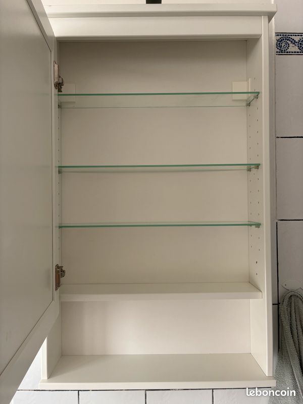 Meuble à miroir 1 porte HEMNES IKEA avec LED incluse (image 4)