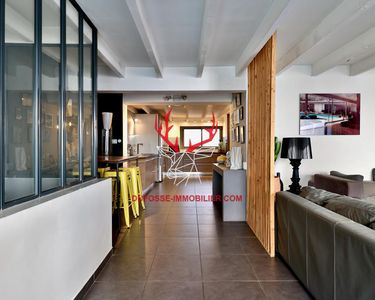 Maison 980 000 € - 350 m²