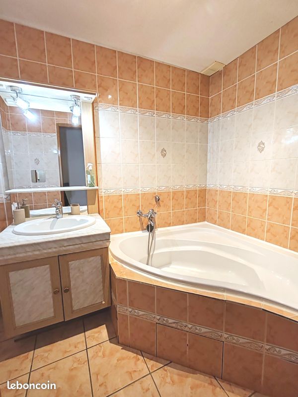 Vente | Maison de village | 4p | 3ch | 90 m² | Chevry | Terrasse · Jardin (image 7)